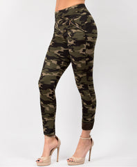 Khaki-Fur-Lined-Gold-Zip-Camouflage-Leggings-3
