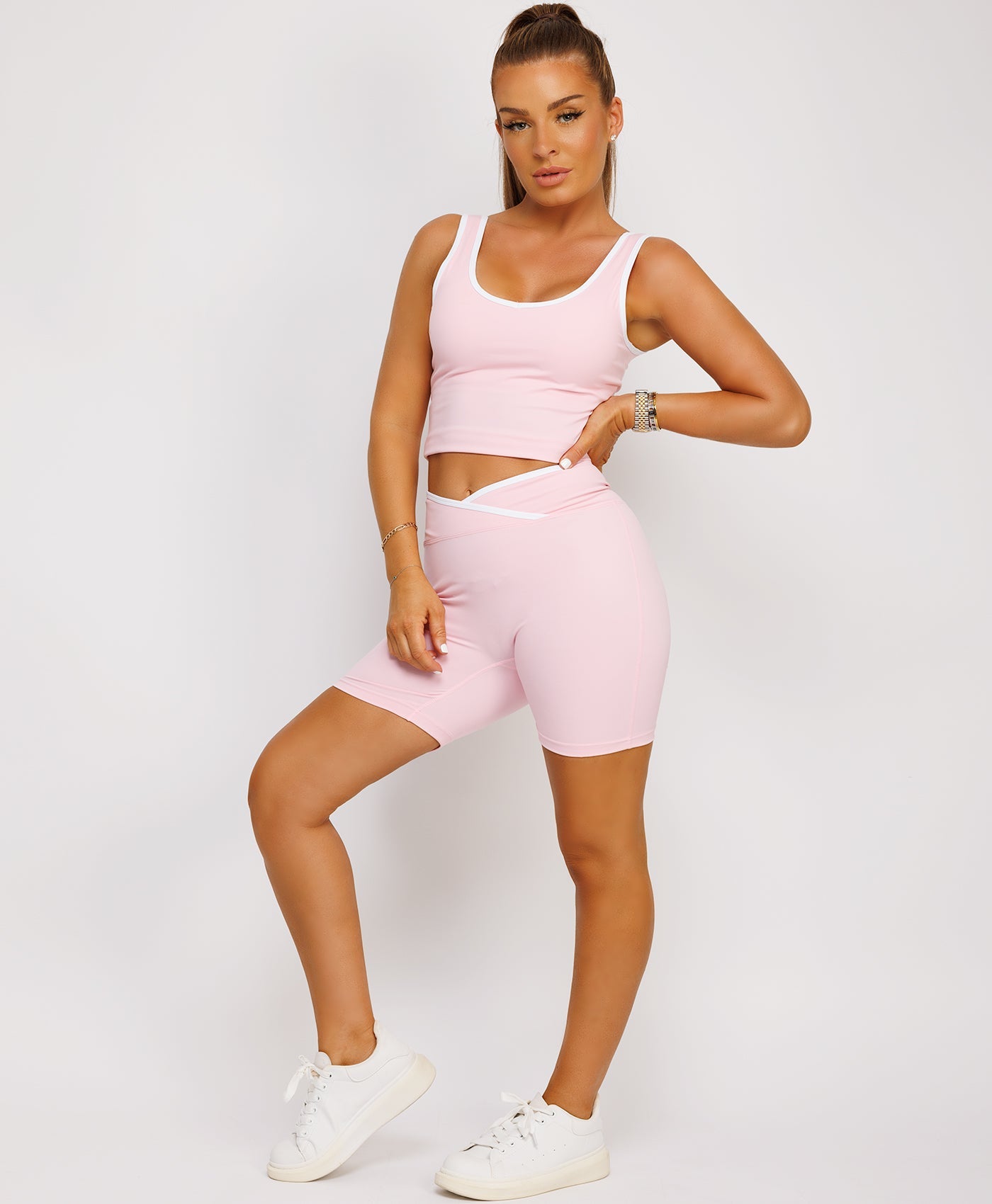 Contrast-Crop-Top-High-Waist-Cross-Band-Shorts-3